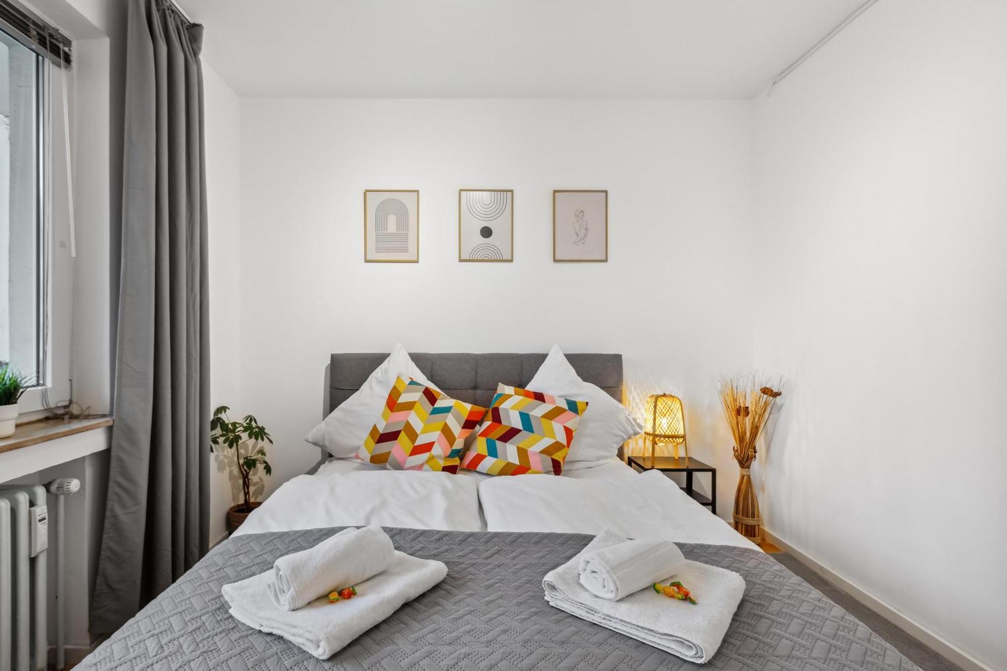 3 Zimmer, 68Qm, Parkplatz, Messe Dus, Logport, Duisport Duisburgo Esterno foto