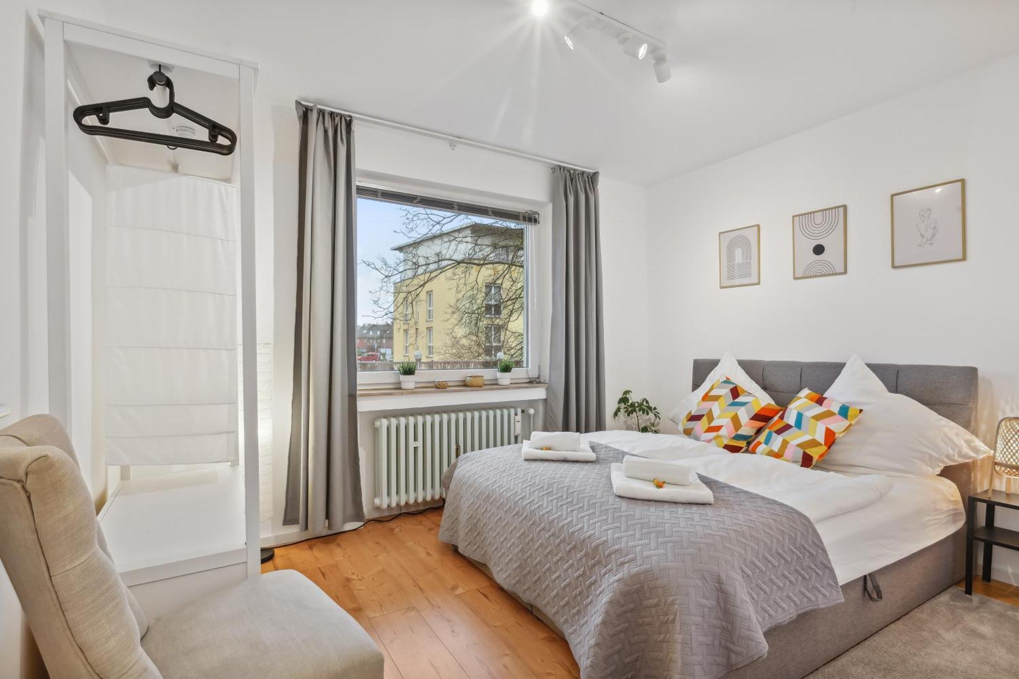 3 Zimmer, 68Qm, Parkplatz, Messe Dus, Logport, Duisport Duisburgo Esterno foto